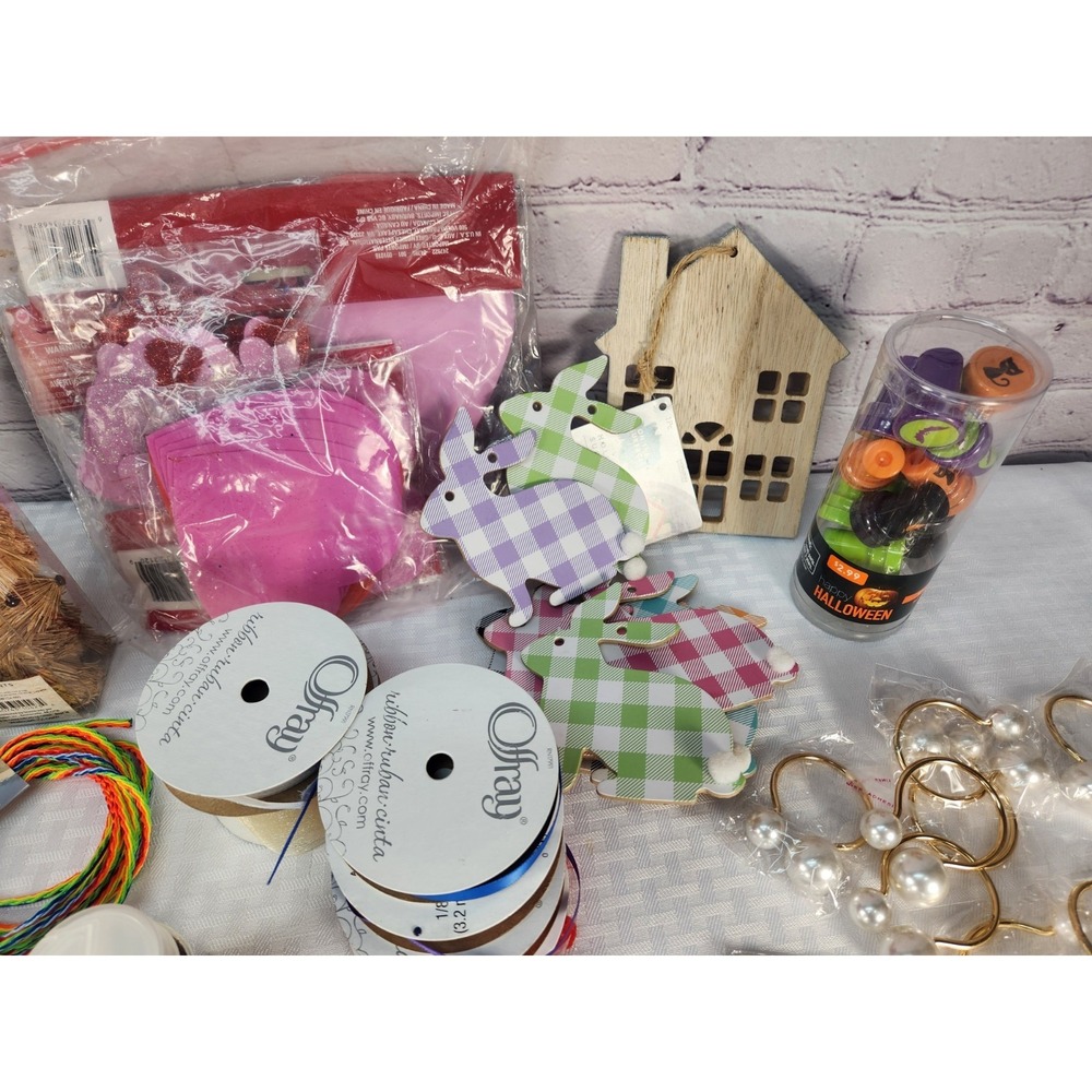 Lot of Mixed Craft Supplies New & Used Assorted Paint, Scrapbooking, Sewing Etc - Picture 2 of 13